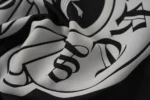 13423236963045696