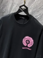 Pink Spray Horseshoe Black T-Shirt - Image 4